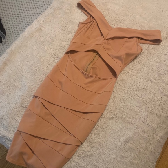 Dress - Picture 2 of 2